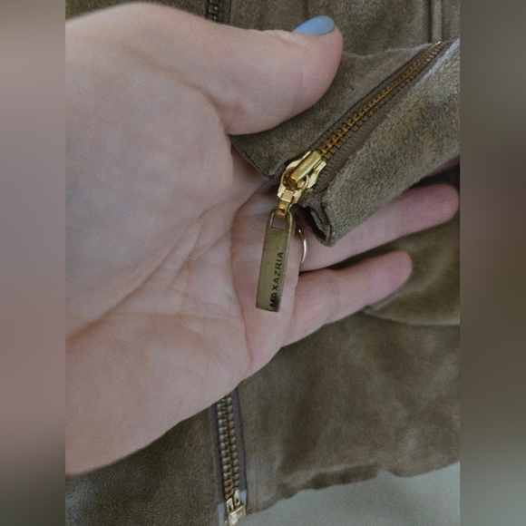 Bcbg Maxzaria | GORGEOUS Women's Tan Suede Jacket, Size M (Made Small) - Picture 7 of 10